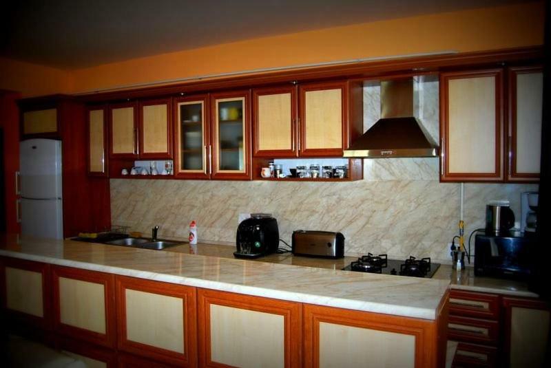 Viktor Vendeghaz Es Apartmanhaz Baktaloranthaza Dış mekan fotoğraf